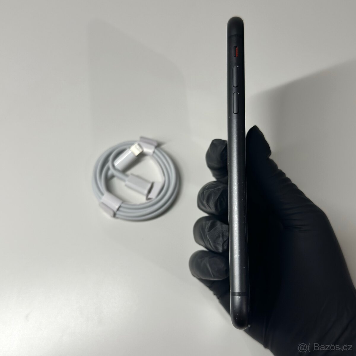 iPhone 11 64gb, top stav - 4