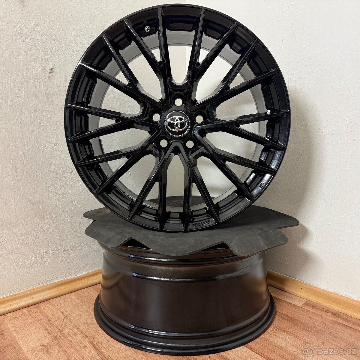NOVÁ TOYOTA RAV4/HIGHLANDER 5x114,3 R19 ET39+TPMS - 4