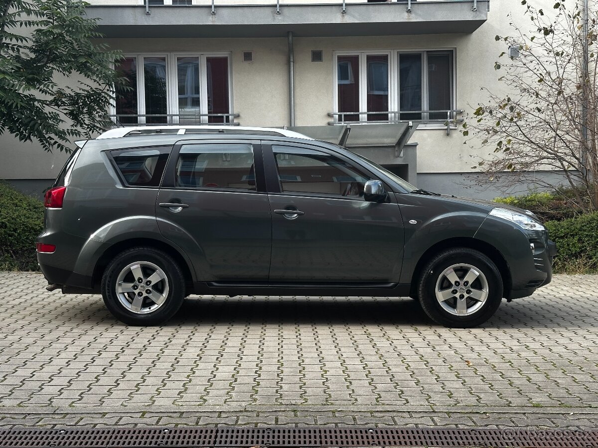 Peugeot 4007 2.2 HDi 4x4 SUV 7 míst Kůže Navi Tažné 2 tuny - 4
