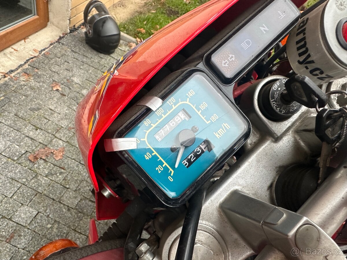 Kawasaki KLR 650 - 4