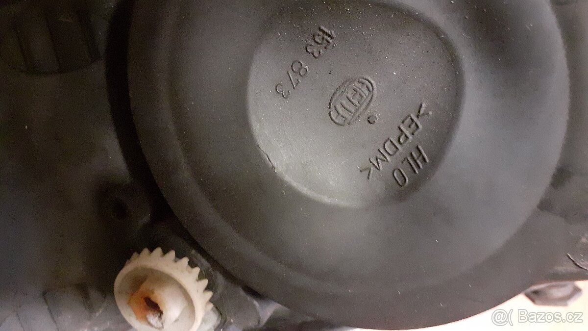 VW Passat p.přední světlo - 4