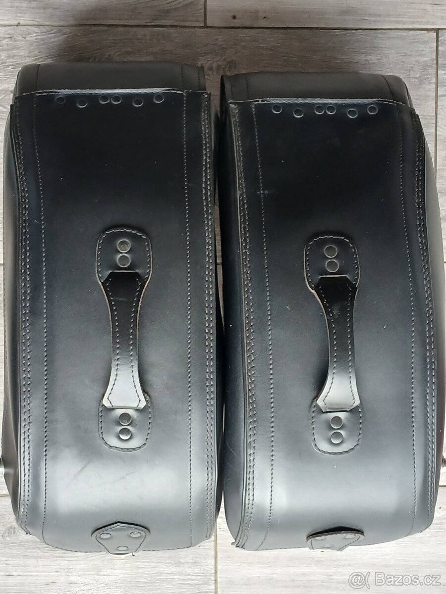 Boční brašny na custom - 4