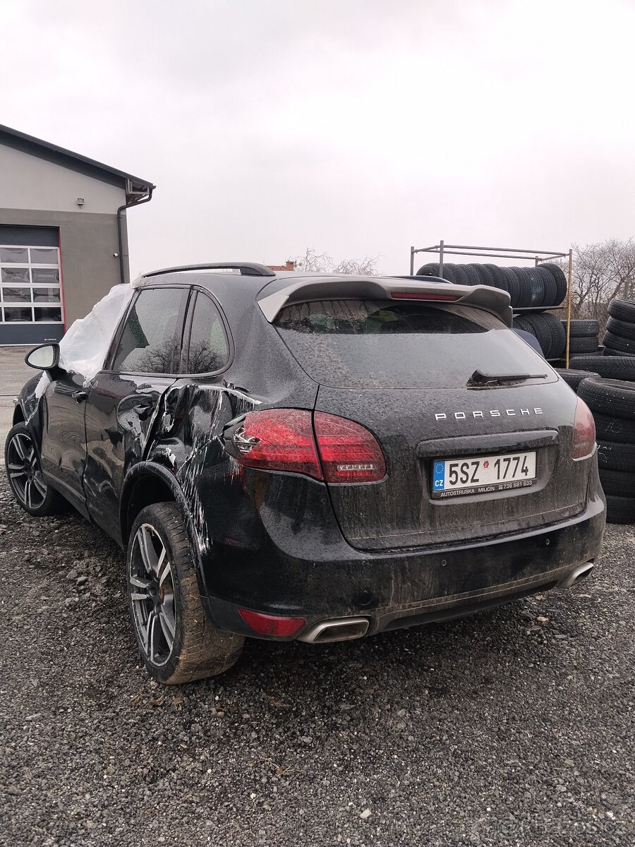 Porsche Cayene 92A 3.0tdi platinu Edice - 4