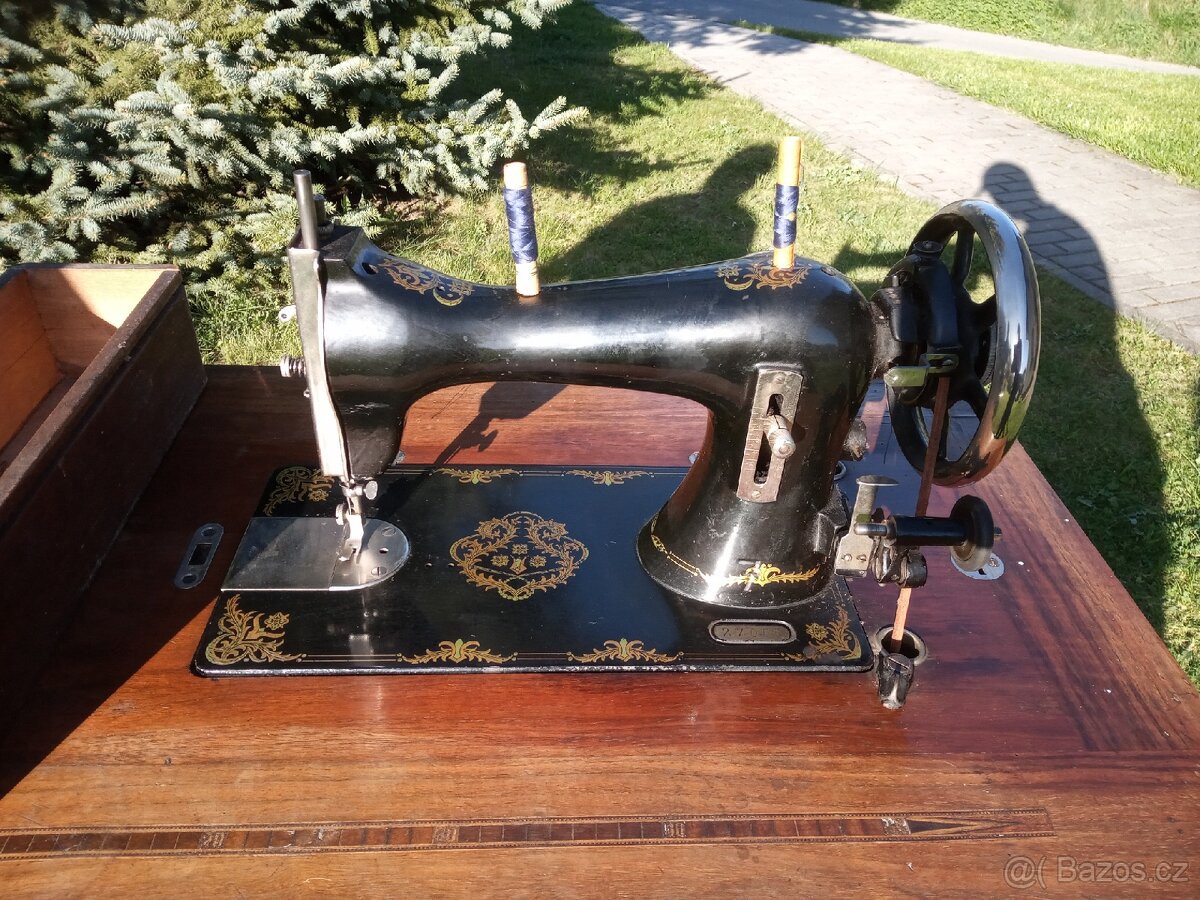 šicí stroj Bobbin - 4