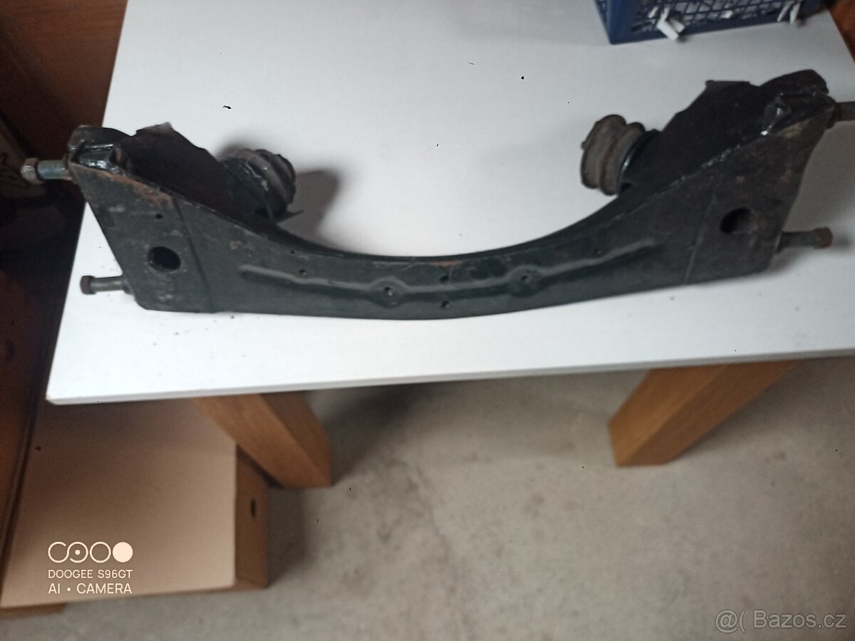 Prodám nějaké díly na Ladu Vaz 2101, 2102 - 4