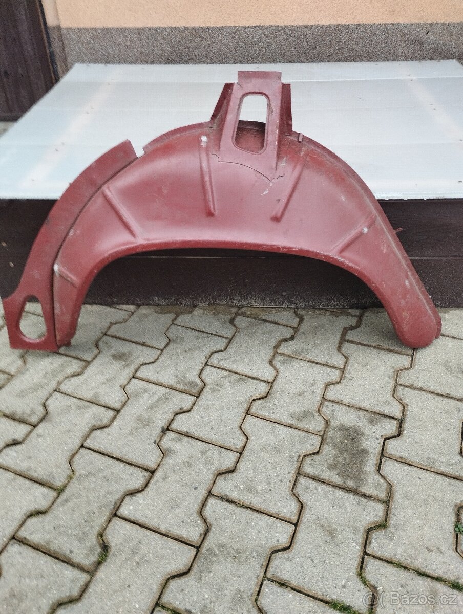 Prodám blatníky Lada - 4