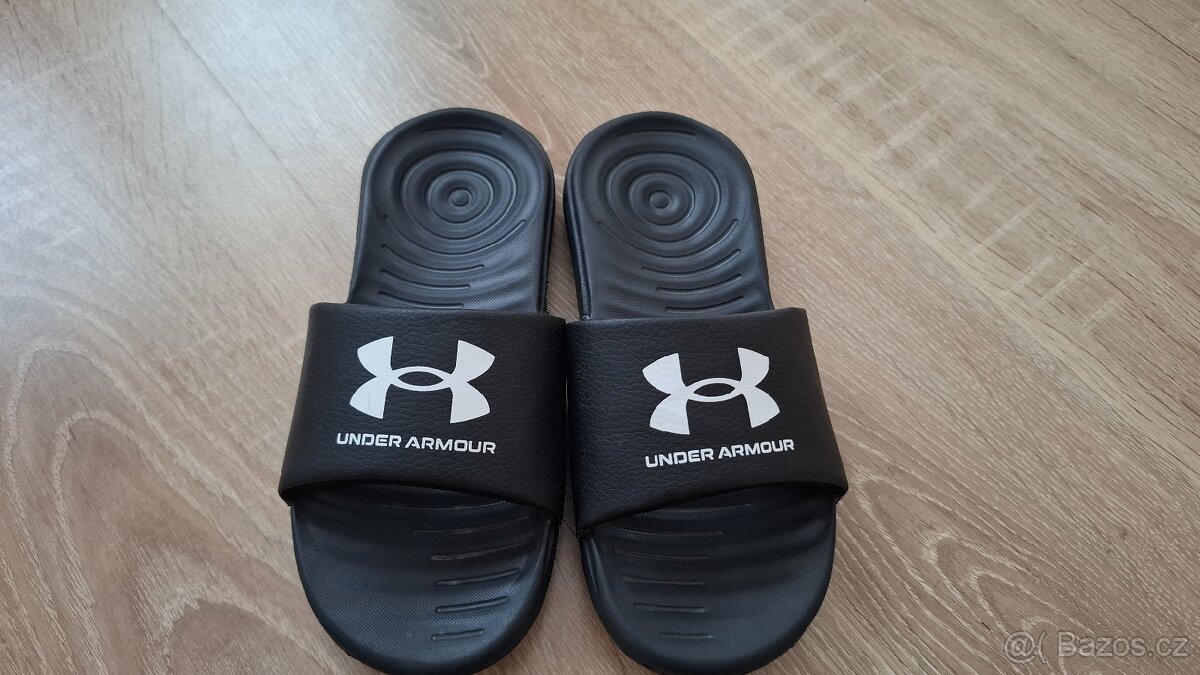 UNDER ARMOUR pantofle nazouváky velikost 32 - 4