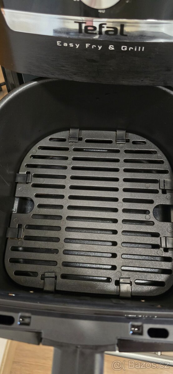 Horkovzdušná fritéza - Tefal Easy Fry & Grill - 4