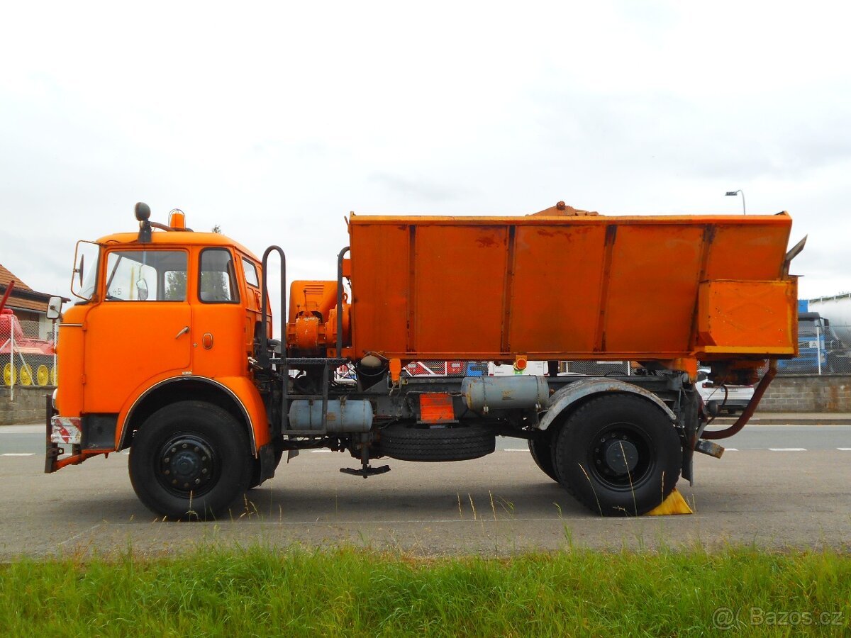 SYPAČ vozovek Š706 - 4