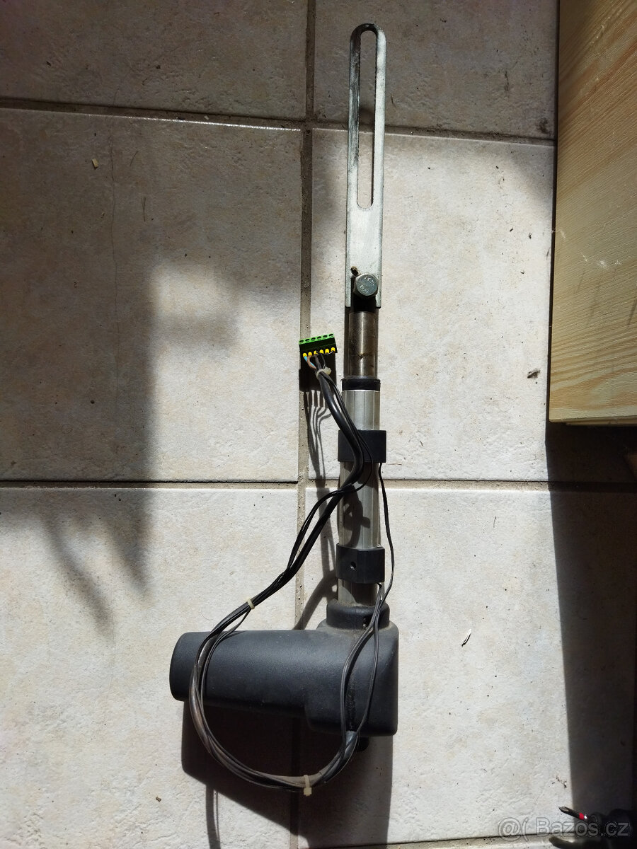 Servopohony Belimo 230V, elektrický posuv SKF - 4