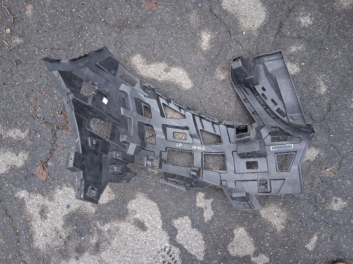 Mercedes w447 drzak narazniku - 4