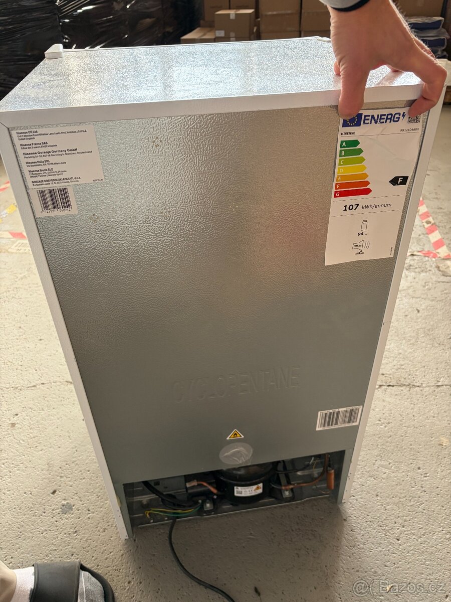 Lednice, lednička, chladnička Hisense, super stav - 4