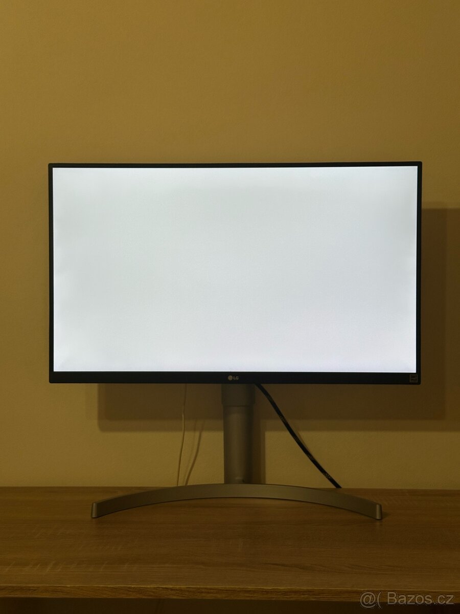 Herní a graficky monitor LG - 4