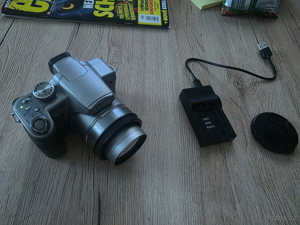 PANASONIC DMC FZ18 - 4