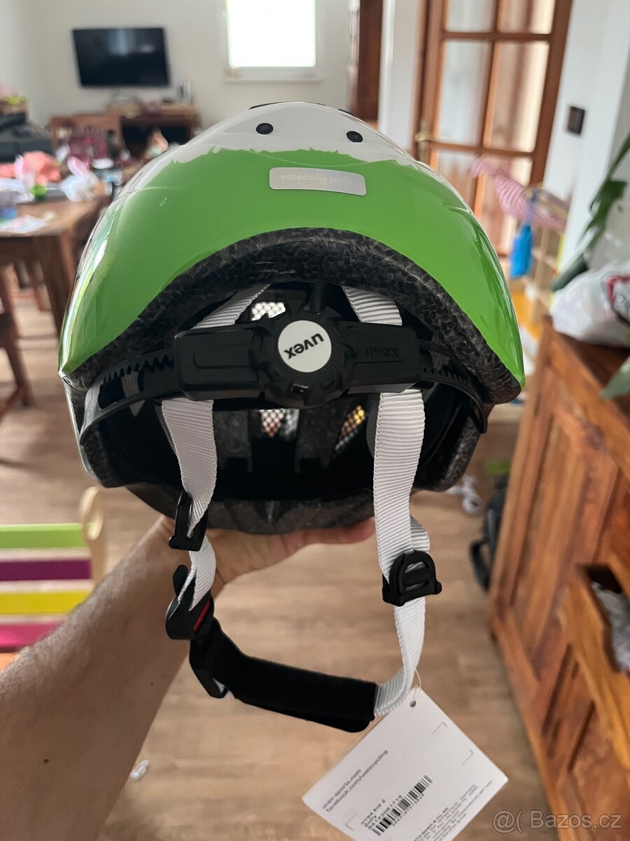 Helma UVEX - 4