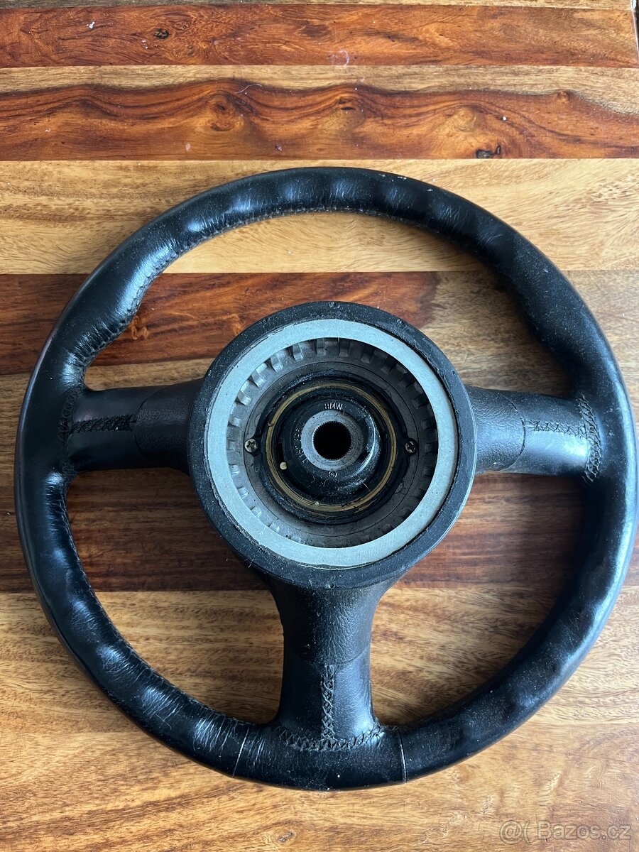 Volant E30 Mtech2 - 4