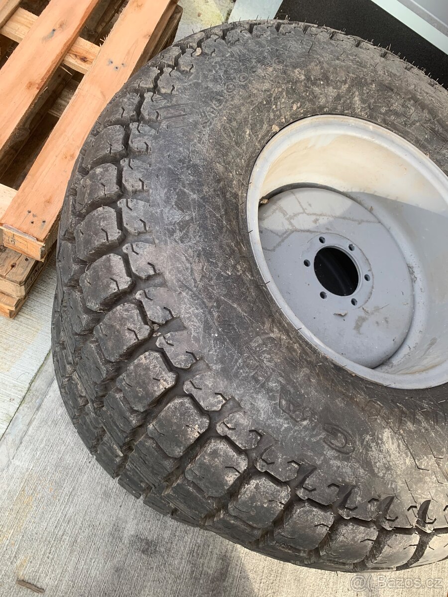 Kola na traktor včetně pneumatik - 4