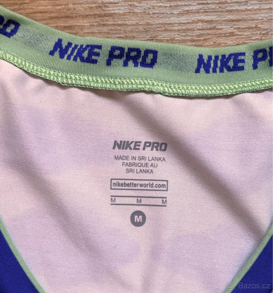 Krásné sportovní dámské tričko Nike vel.M - 4