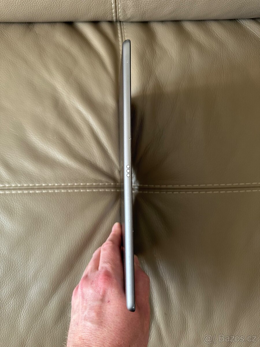 Apple iPad 7 128Gb wifi+cellular - 4