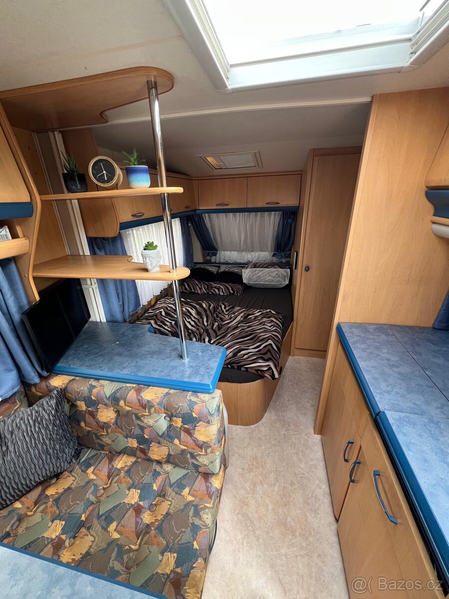 Obytný karavan Hobby deluxe 440 - 4