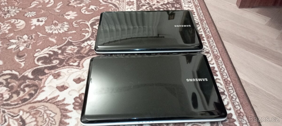 Prodám 2 Notebooky Samsung RV 510 funkční - 4