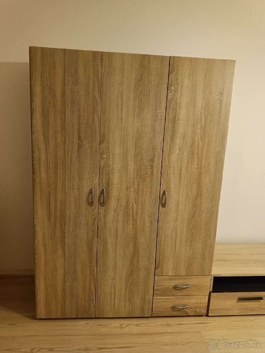 Nábytková stěna - 4