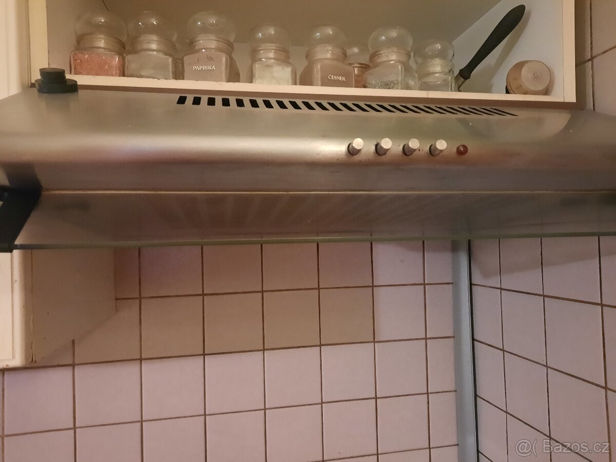 Kuchyňská linka plus spotřebiče - 4