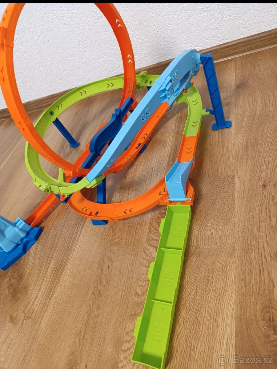 Hotwheels dráha extrémní hyper smyčka - 4