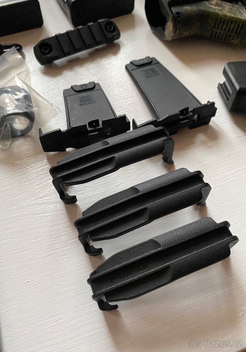 Mix věcí, magpul, bcm, custom gear, Lancer, Clawgear - 4