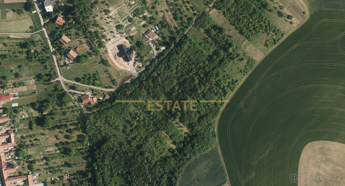 Prodej zajímavých pozemků 1764 m2 v k.ú. Milešovice - 4