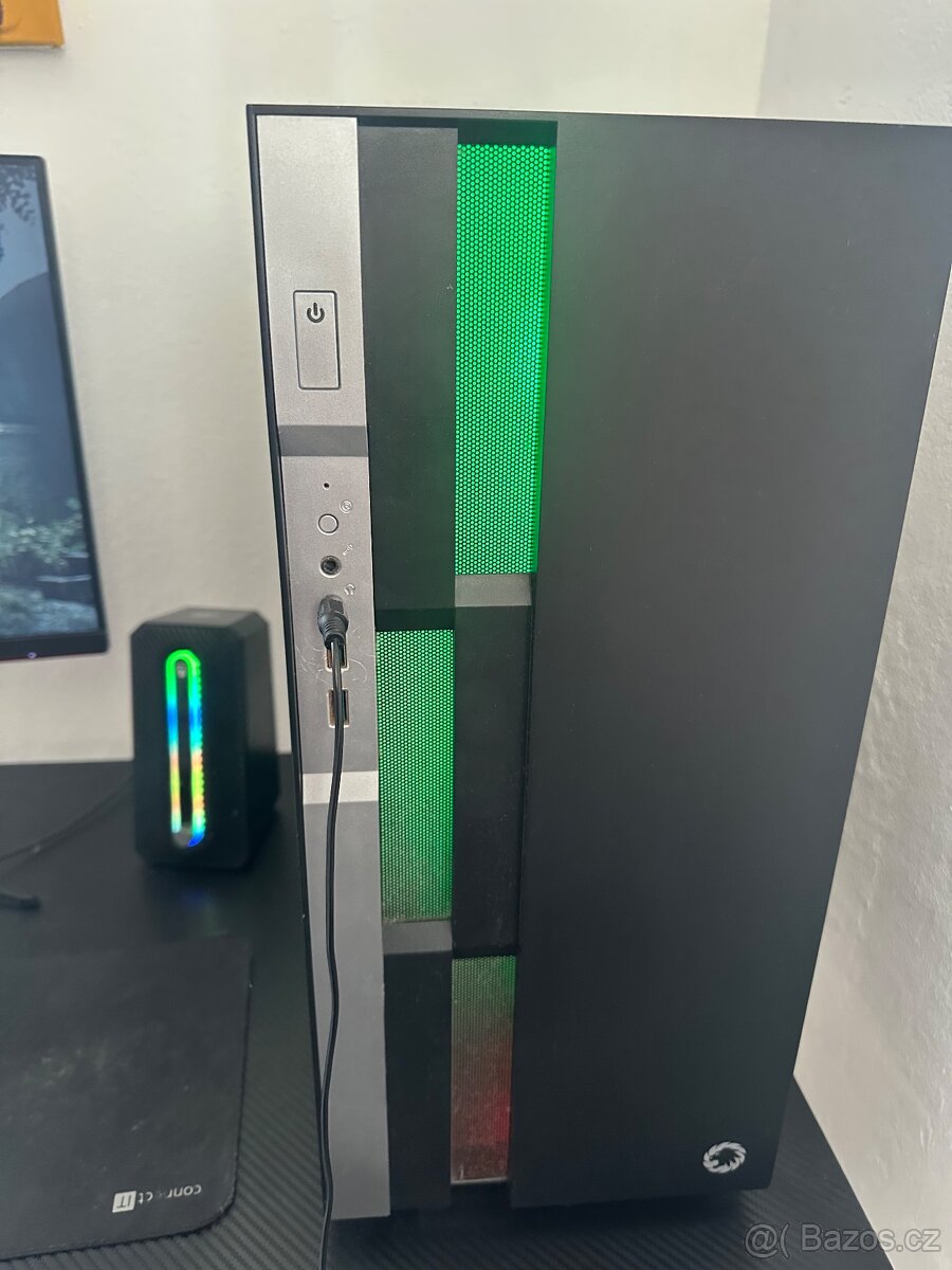 Herní pc -stolní počítač - 4