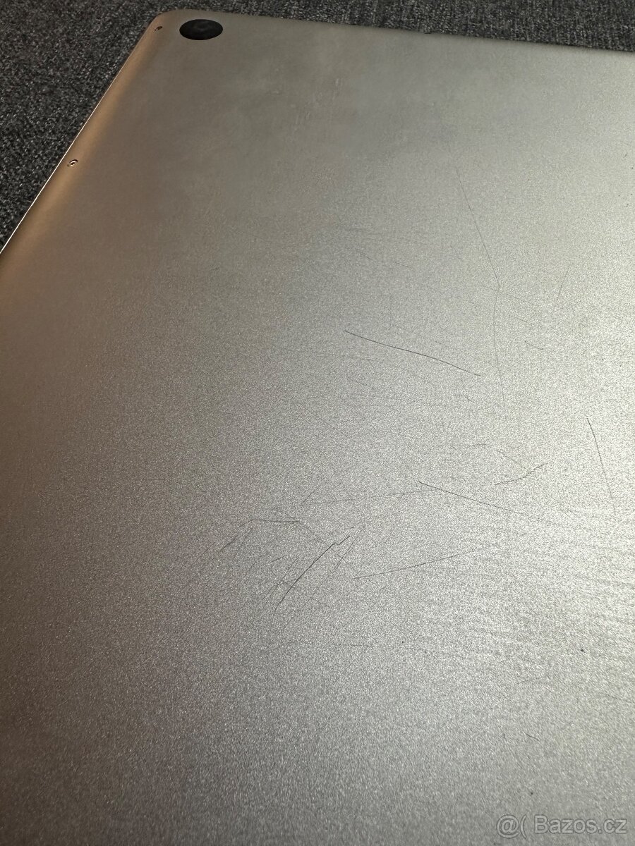 MacBook Pro 13" (Mid 2010, A1278) - náhradní díly - 4