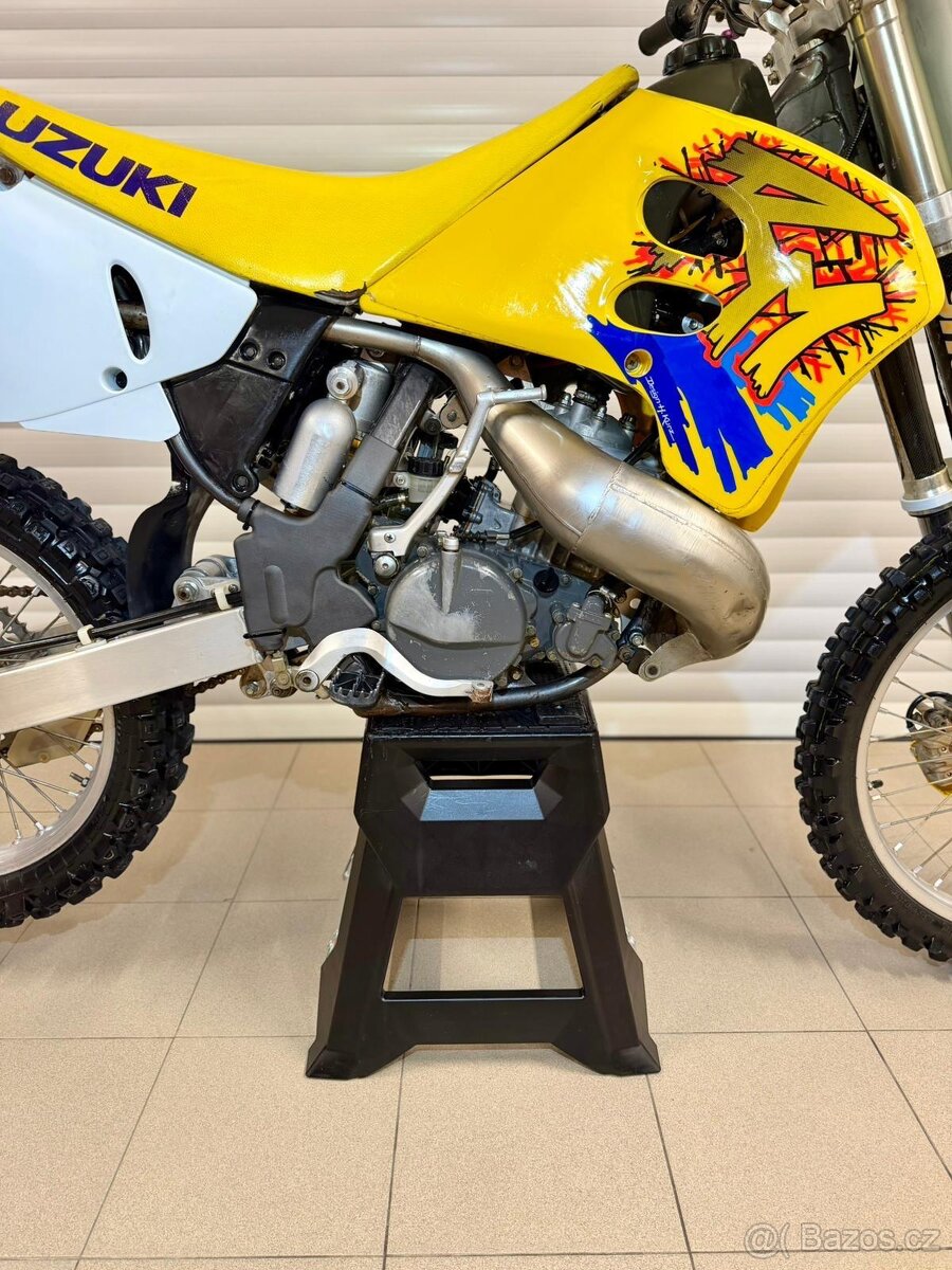 Suzuki RM 250 - 4