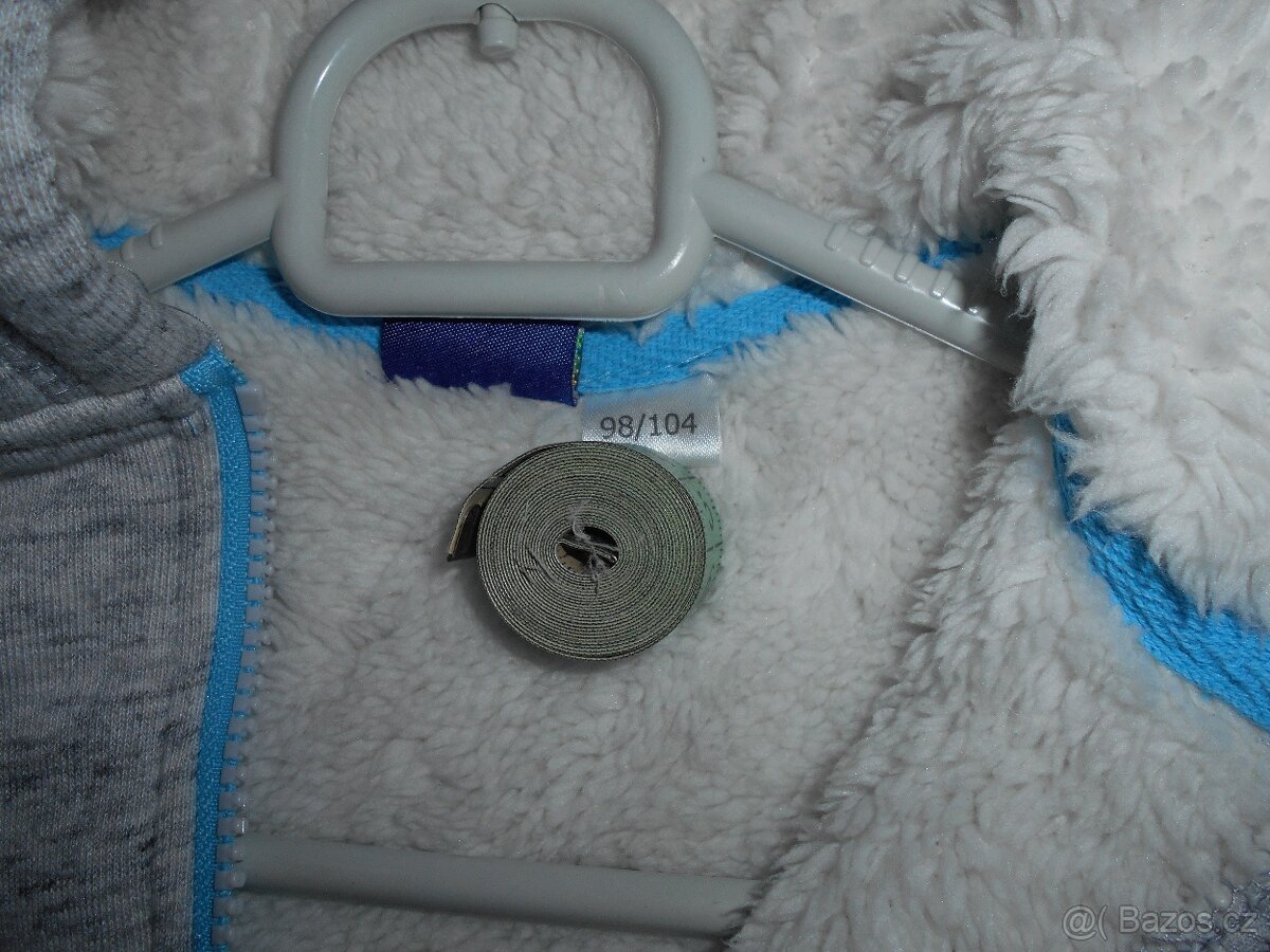 DĚTSKÁ MIKINKA S KOŽÍŠKEM - 4