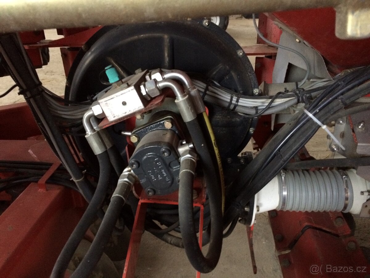 Secí stroj Kverneland MSC 4,5m - 4