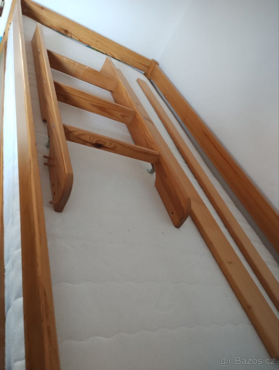 Patrová postel z masivu - 4