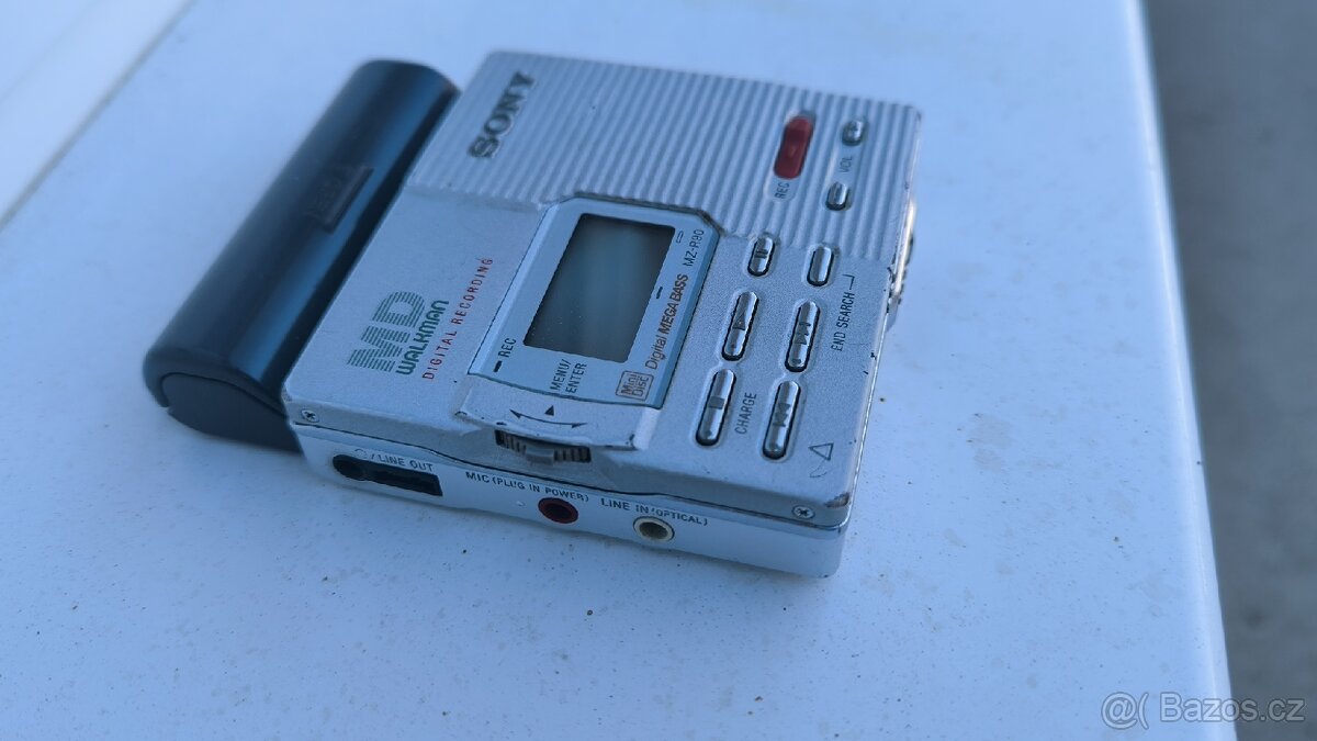 Sony MZ-R90 minidisc - 4