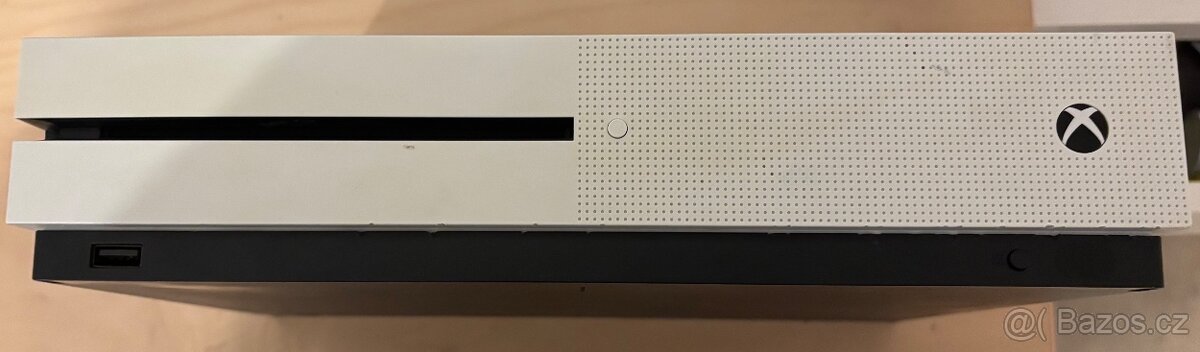 Xbox one S - 4