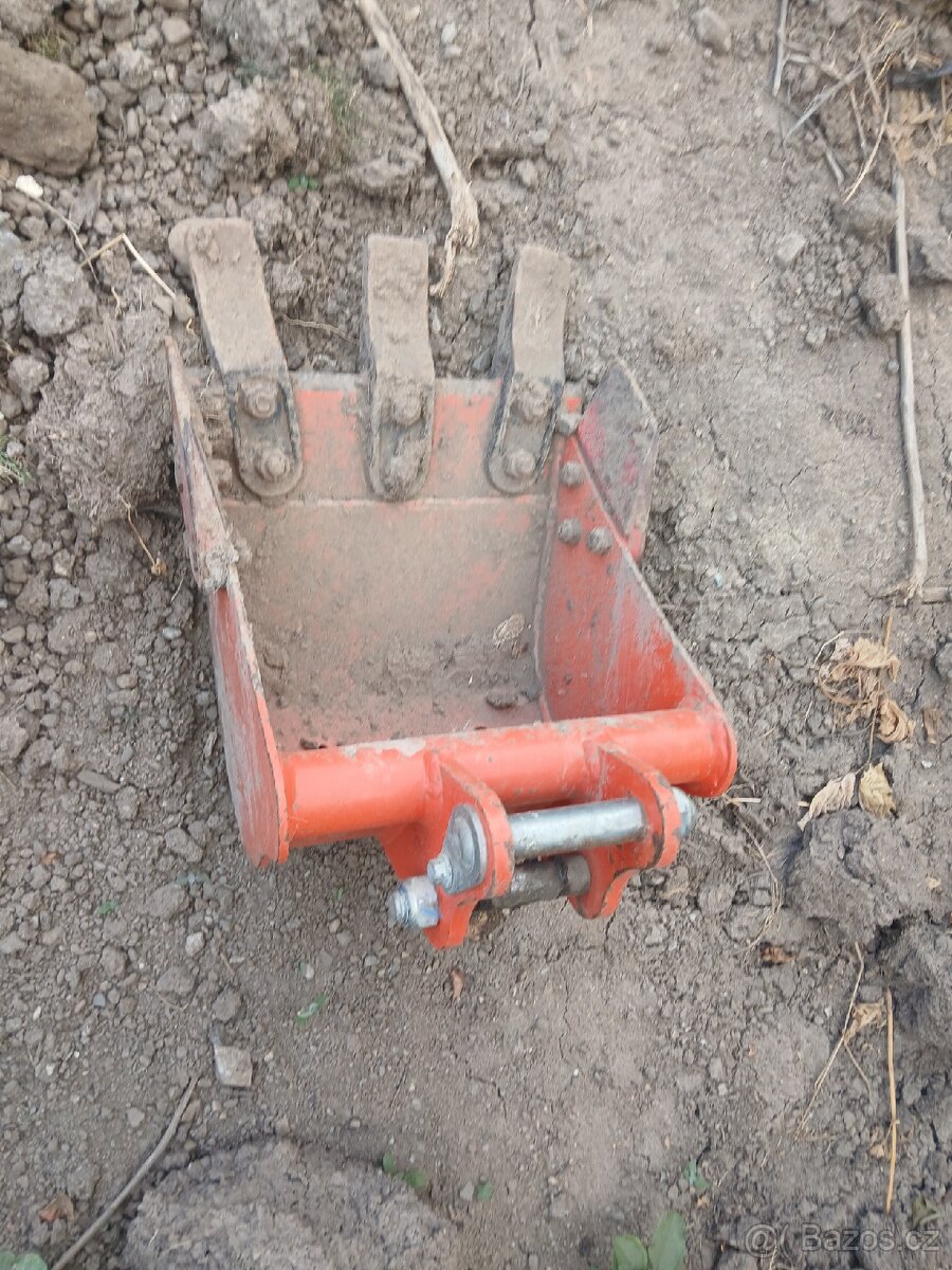 Minibagr Crona 1,2t - 4
