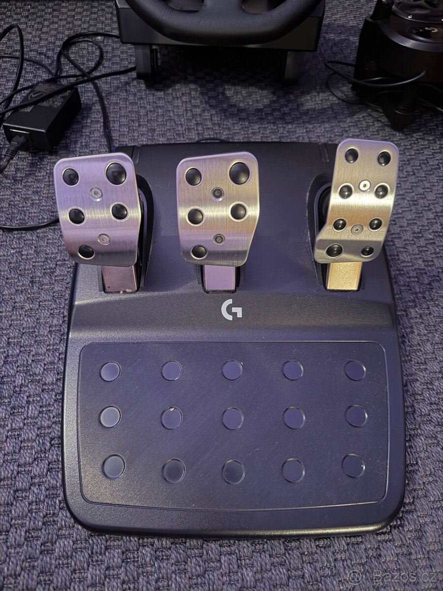 Logitech g923 - 4