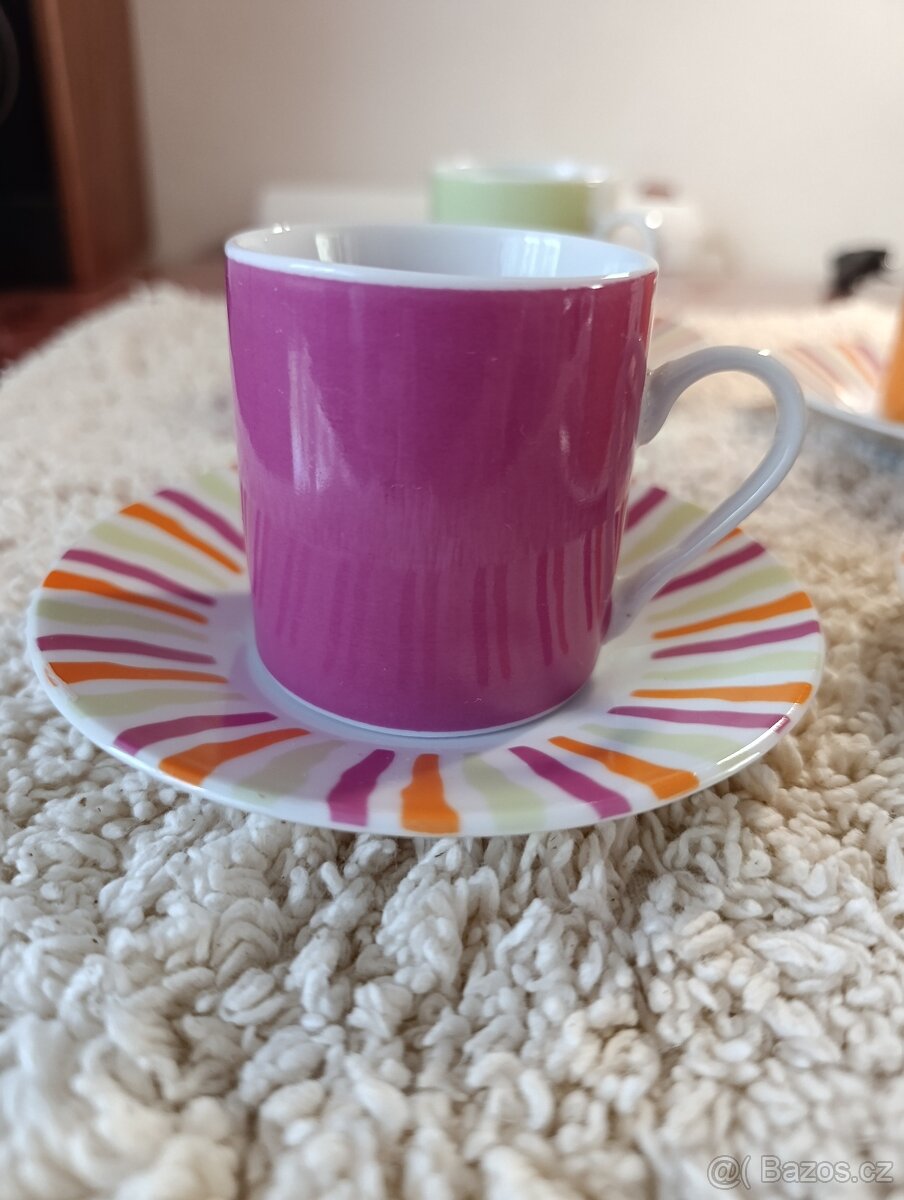 ŠÁLKY S PODŠÁLKY NA ESPRESSO - 4