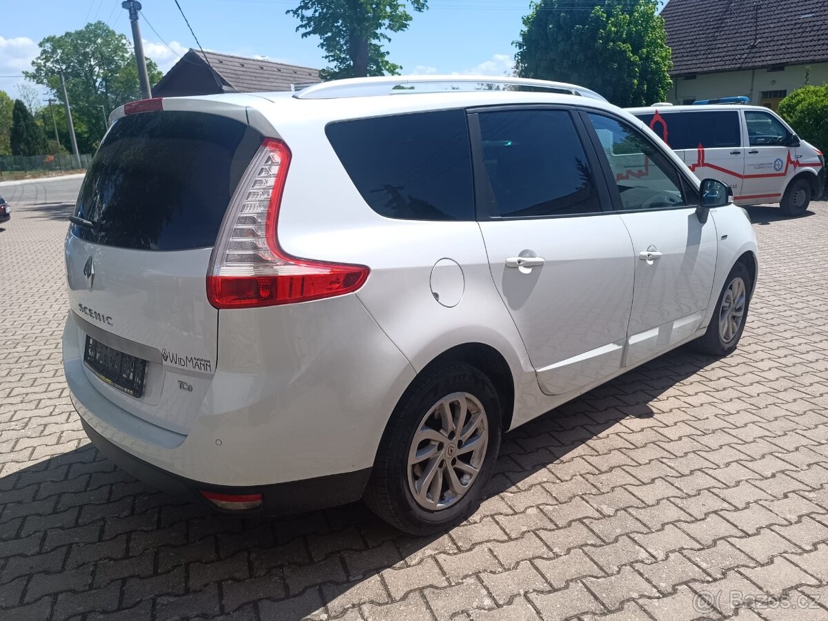 RENAULT GRAND SCENIC - 4