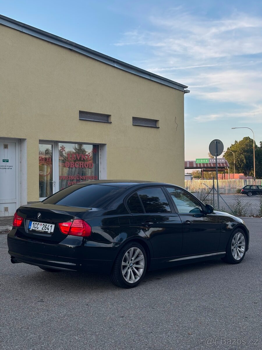 E 90 318I - 4
