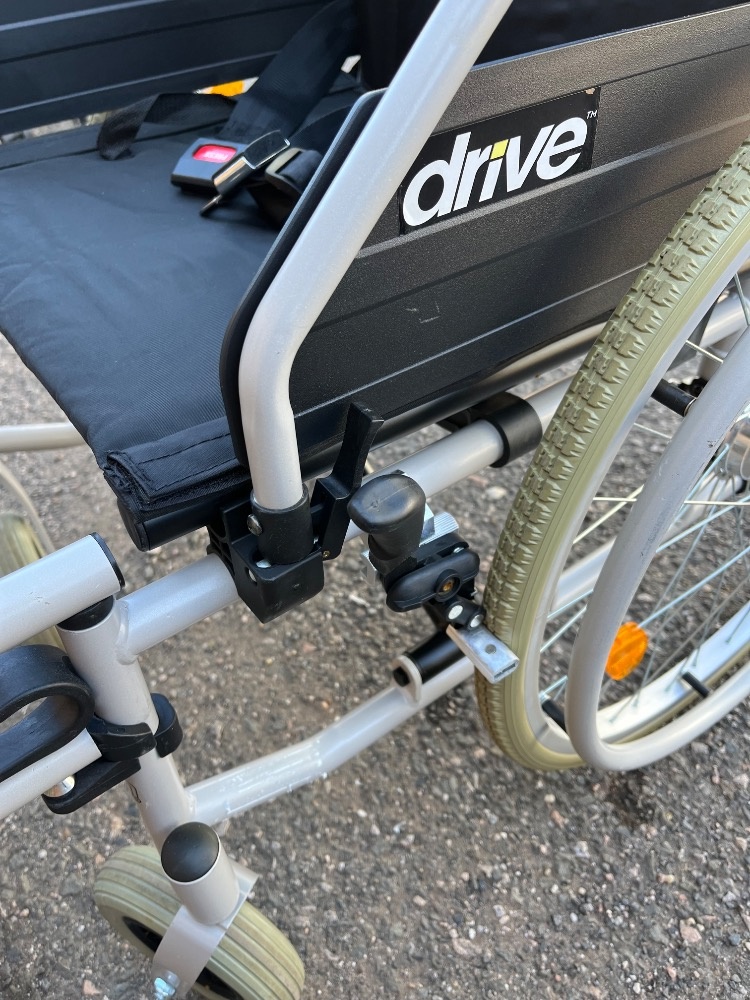 Invalidní vozík Drive - 4