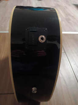Elektroakustická kytara Fender - 4
