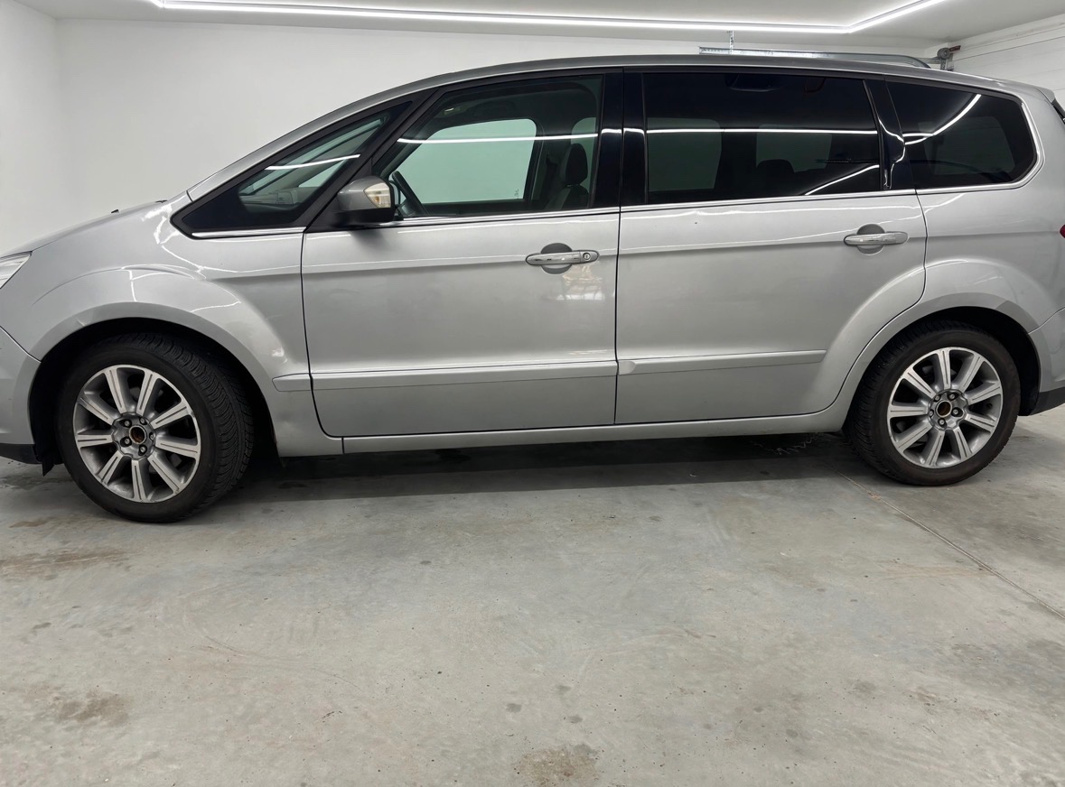 Ford galaxy 2 - 4