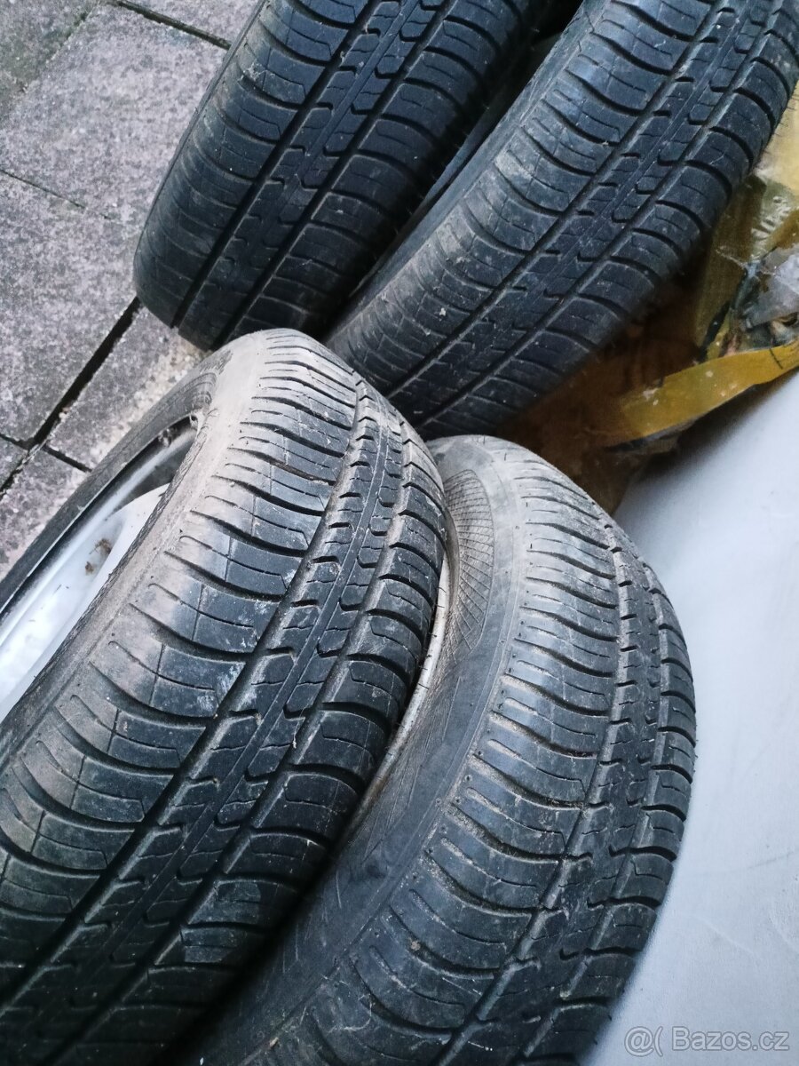 Pneu 165/65 R13 s disky - 4