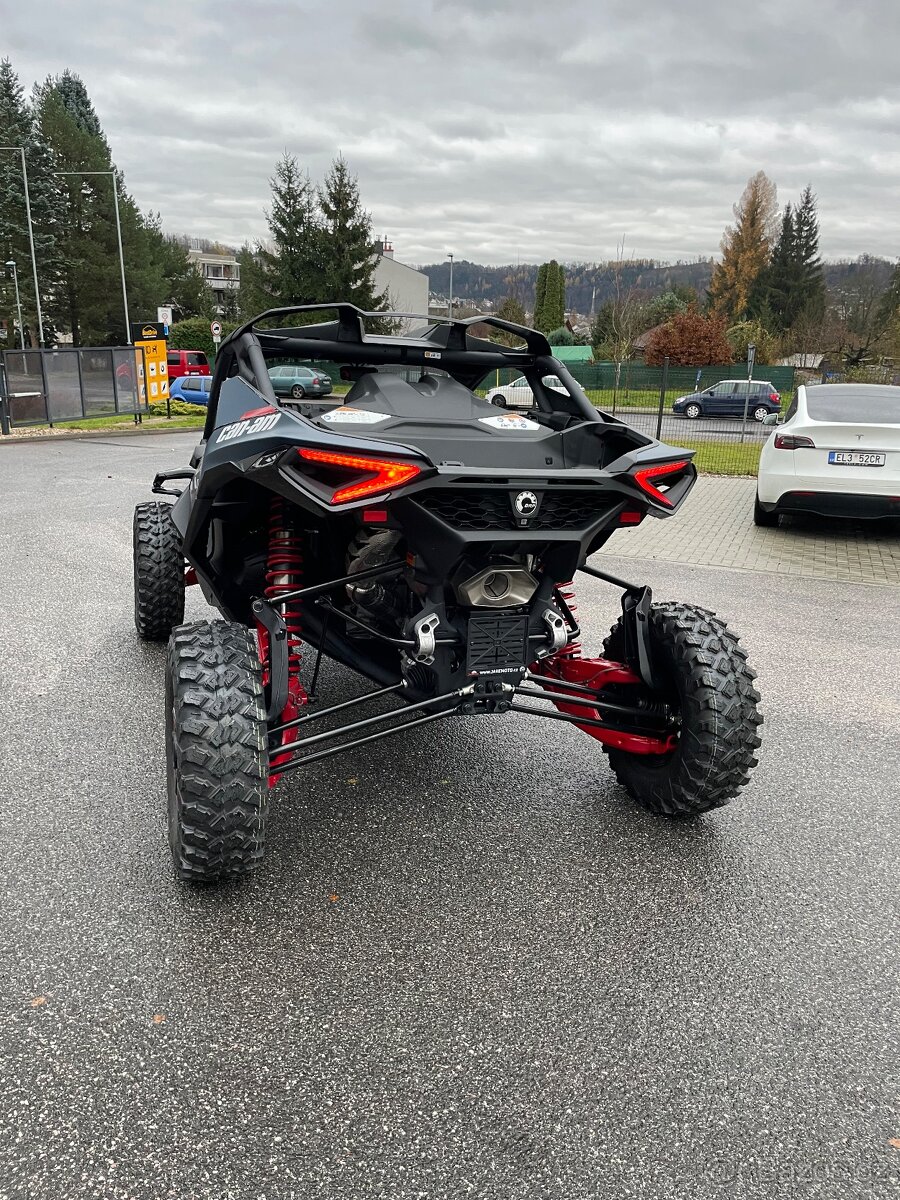 Can-Am Maverick R RS DCT SAS model 2025