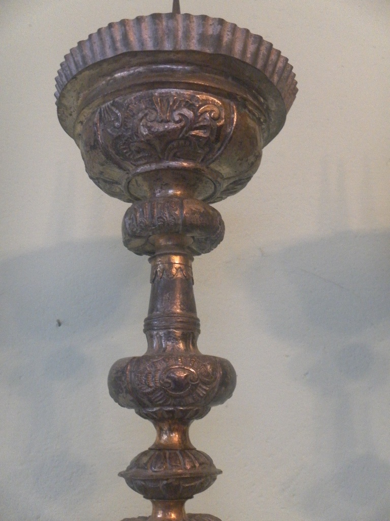 Dvojice barokních svícnů. - 4