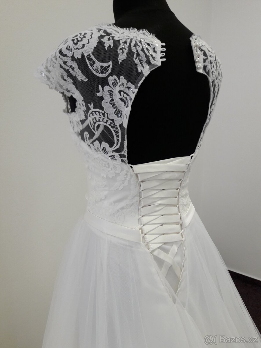 Luxusní nenošené svatební šaty, Idell 36 EU (S) - 4